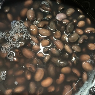 超簡単炊飯器で黒豆を柔らかく煮る方法